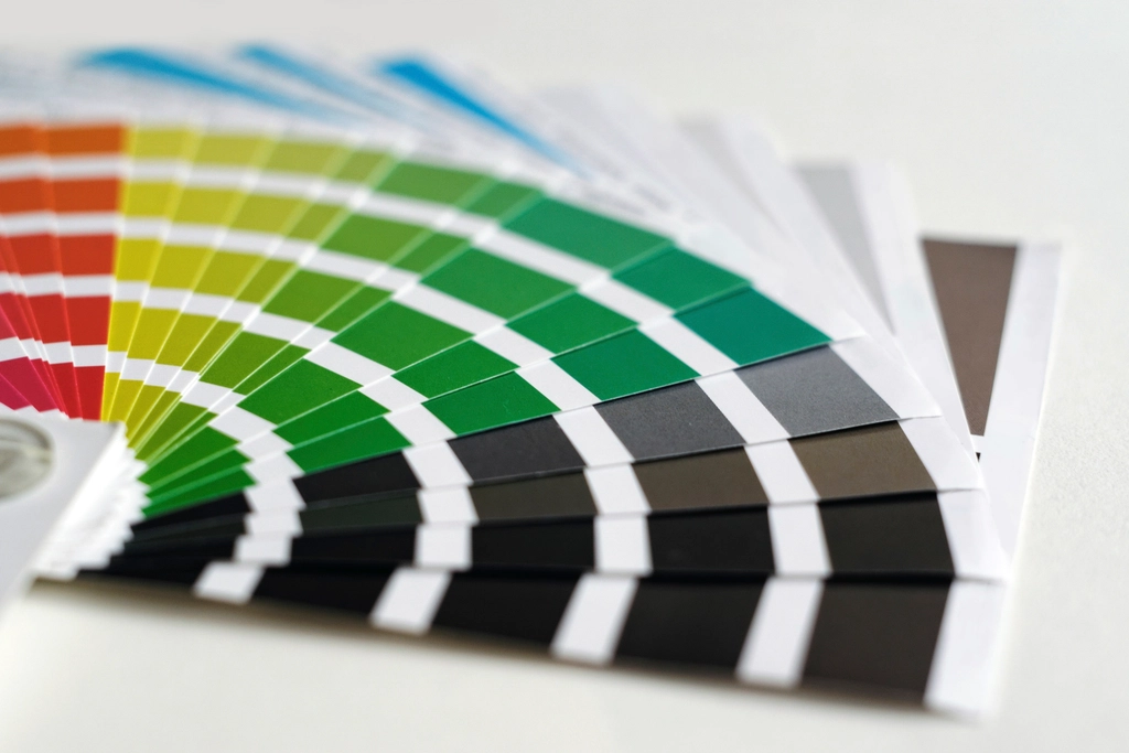 Bakscoat Paints and Artisanal Finishes — curated paint swatches and color palettes